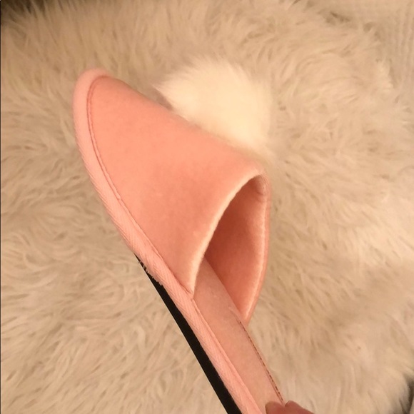 Victoria Secret slippers - Picture 2 of 5